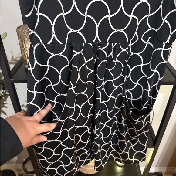 Saint Tropez West Black and White Mini Dress size large - Picture 4 of 8